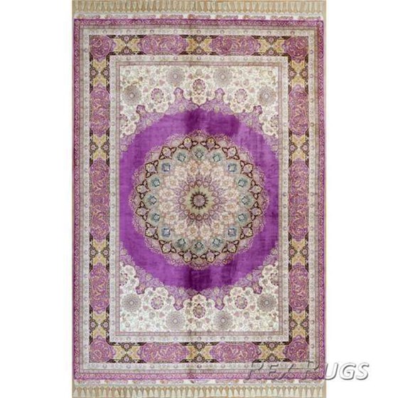 Turkish Silk Carpet: Turkish Silk Carpet
